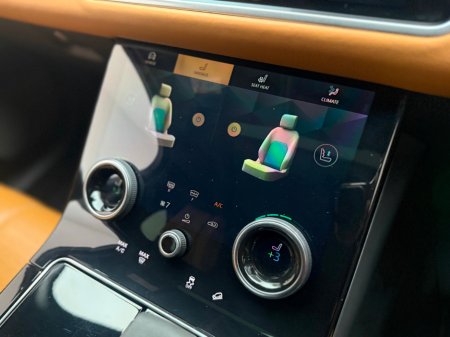 2022 Land Rover Range Rover Velar R-DYNAMIC HSE *PAN ROOF* €51,990 thumbnail