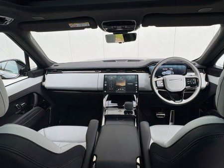 2025 Land Rover Range Rover Sport AUTOBIOGRAPHY €139,888 thumbnail