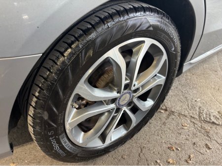 2017 Mercedes-Benz C Class - thumbnail 7