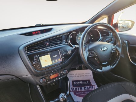 2017 Kia Ceed 1.6 GT Line Diesel €10,950 thumbnail