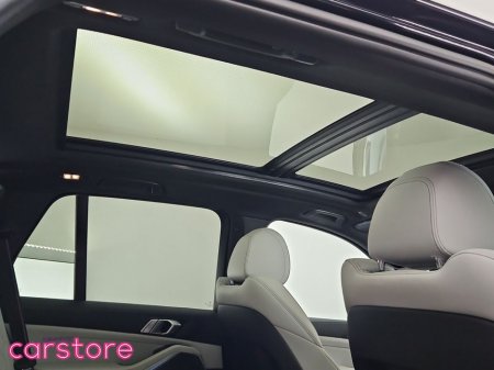 2023 BMW X5 xDrive45e M Sport Pro €64,880 thumbnail