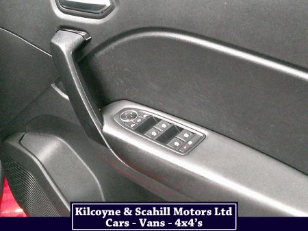 2020 Renault Captur - thumbnail 22