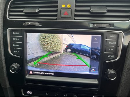 2014 Volkswagen Golf HIGHLINE AUTOMATIC 1.4 PETROL //VERY LOW MILES//REVERSE CAMERA//ADAPTIVE CRUISE CONTROL// €13,950 thumbnail