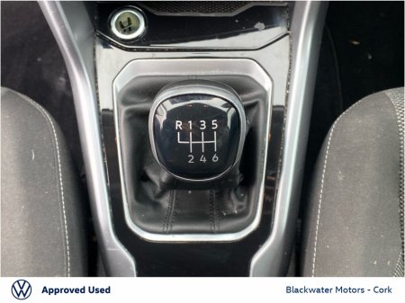 2023 Volkswagen T-Roc 1.0TSI 110BHP LIFE WITH REAR VIEW CAMERA €28,995 thumbnail