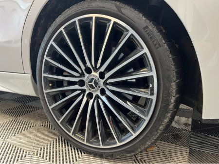 2024 Mercedes-Benz C Class - thumbnail 8