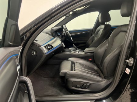 2021 BMW 5 Series - thumbnail 7