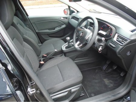 2021 Renault Clio DYNAMIQUE TCE 100 MY19 5DR €12,950 thumbnail