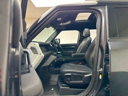 2022 Land Rover Defender - thumbnail 14