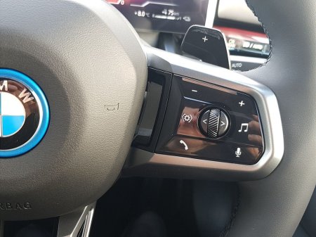 2026 BMW 5 Series - thumbnail 16