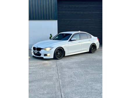 2012 BMW 3 Series - thumbnail 1