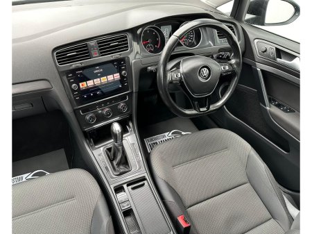2017 Volkswagen Golf 1.6 TDI SE DSG 115PS AUTO €14,900 thumbnail