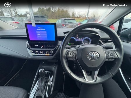 2023 Toyota Corolla COROLLA LUNA SPORT SALOON €28,450 thumbnail
