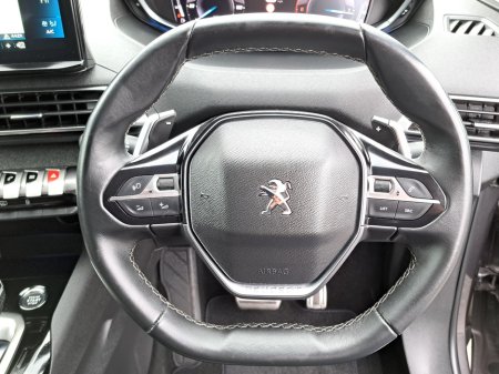 2023 Peugeot 3008 - thumbnail 18