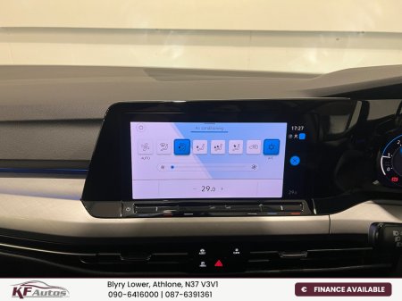 2023 Volkswagen Golf Life 2.0TDI 115bhp 5dr Auto - 231 Reg €29,995 thumbnail