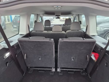 2023 Volkswagen Caddy Maxi Life - thumbnail 6