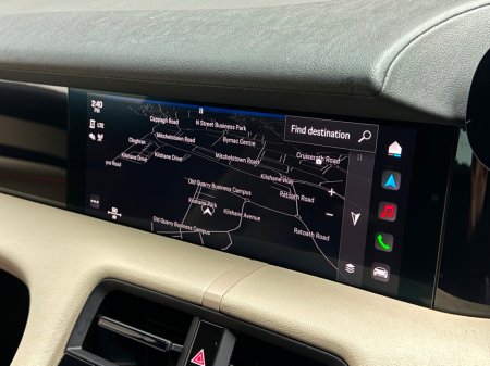 2022 Porsche Taycan - thumbnail 15