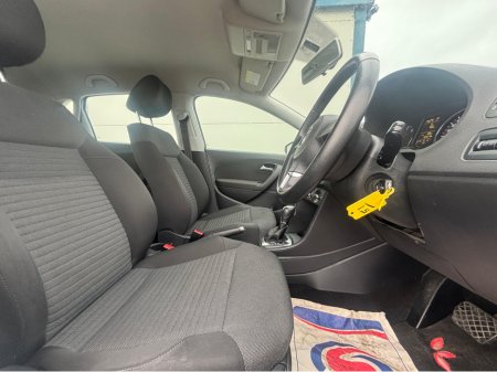 2013 Volkswagen Polo - thumbnail 7