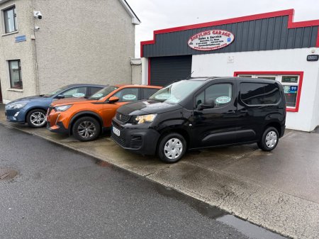 2019 Peugeot Partner  €12,495