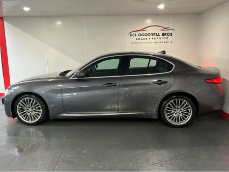 2017 Alfa Romeo Giulia 2.2JTD 180HP SUPER LUXURY 4DR AUTO €16,900 thumbnail