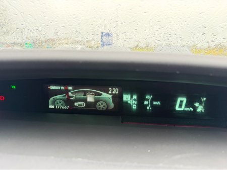 2015 Toyota Prius Self charge hybrid - High spec - Low mileage €9,890 thumbnail