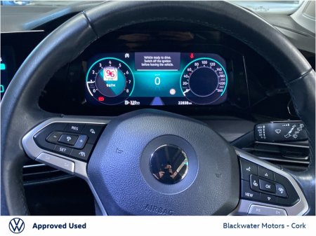 2022 Volkswagen Golf 1.5TSI 130BHP 5DR STYLE €28,995 thumbnail