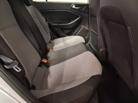 2016 Hyundai i20 - thumbnail 5