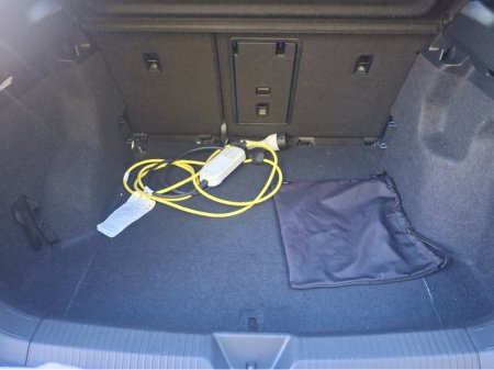 2021 Volkswagen ID.4 PRO 150 KW 1ST 5DR AUTO €22,250 thumbnail