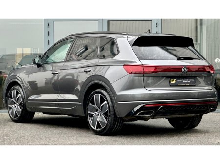 2025 Volkswagen Touareg - thumbnail 10