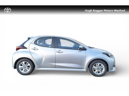 2023 Toyota Yaris YARIS 1.5 LUNA MANUAL TRANSMISSION! thumbnail