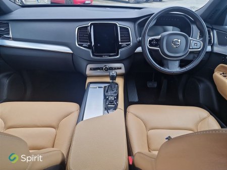 2017 Volvo XC90 - thumbnail 4