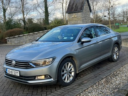 2015 Volkswagen Passat - thumbnail 5