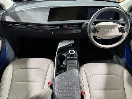 2022 Kia EV6 Earth 77.4 KW/H Battery 500 KMS Range €25,800 thumbnail