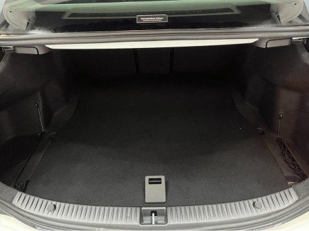 2017 Mercedes-Benz C Class €21950! 2017 MERCEDES-BENZ C220D AVANTGARDE 2.2 AUTOMATIC / CRUISE CONTROL / REVERSE CAMERA / ELCTRIC MEMORY & HEATED SEATS / PADDLE SHIFTERS / AMBIENT LIGHTS €21,950 thumbnail