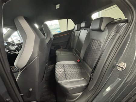 2021 Volkswagen Golf - thumbnail 10