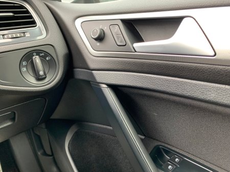 2019 Volkswagen Golf 1.6 TDI 115 BHP TRENDLINE VAN // PRICE EXCL. VAT // ONE OWNER // GREAT CONDITION // 07/26 CVRT // €10,528 thumbnail