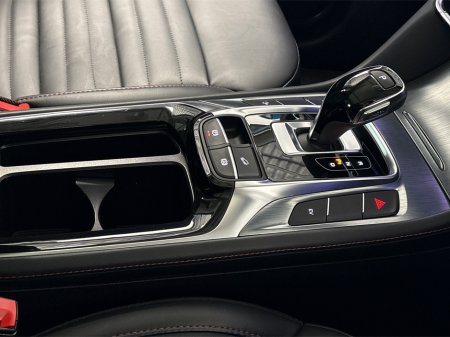 2023 MG HS EXCLUSIVE PHEV AUTO**PANORAMIC ROOF**DIGITAL DASH**TOUCH SCREEN APPLE CAR PLAY**MULTIFUNCTIONAL STEERING WHEEL**HEATED LEATHER SEATS**ELECTRIC SEATS**ELECTRIC FOLDING MIRRORS**ELECTRIC TAILGATE** €27,995 thumbnail