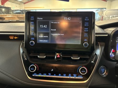 2021 Toyota Corolla HYB 1.8 LUNA TS 4DR AUTO A €17,950 thumbnail