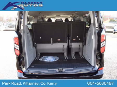 2026 Ford Tourneo Custom 2026 PHEV Tourneo Custom Limited 2.5 Auto thumbnail