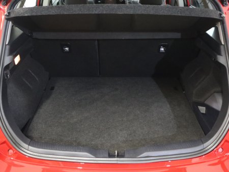 2016 Toyota Auris *105* 1.8 HYBRID LUNA 4DR AUTO €12,900 thumbnail