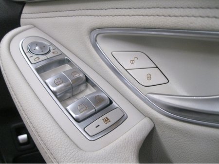 2015 Mercedes-Benz C Class - thumbnail 27