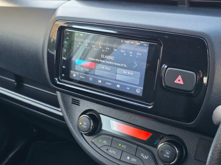 2020 Toyota Yaris Automatic €14,950 thumbnail