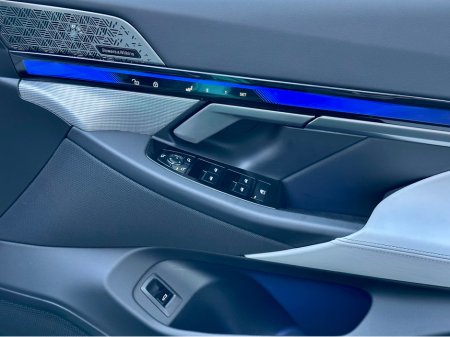 2025 BMW M5 TOURING *LOW KM* 717BHP €139,950 thumbnail