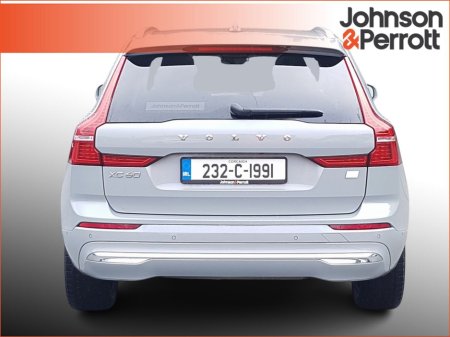 2023 Volvo XC60 T6 350hp AWD PHEV Plus Bright (Two Year Volvo Selekt Warranty + Two Year Volvo Service Plan) €49,900 thumbnail