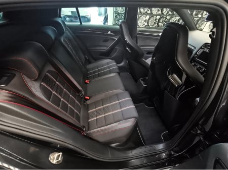 2016 Volkswagen Golf GTI Clubsport Track Edition//LOW KMs €29,450 thumbnail