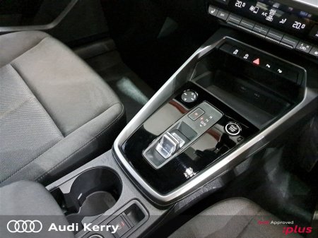 2021 Audi A3 SPORTBACK 30TFSI 110BHP AUTOMATIC WITH CRUISE CONTROL AND REVERSING CAMERA €28,900 thumbnail