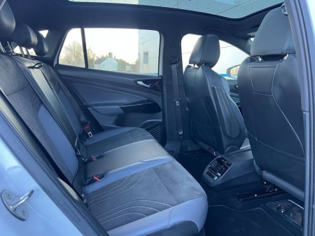2023 Volkswagen ID.4 - thumbnail 9