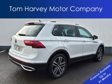 2023 Volkswagen Tiguan ELEGANCE 2.0 TDI 150hp €39,950 thumbnail