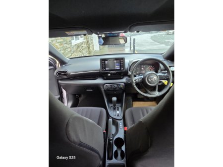 2020 Toyota Yaris  €14,950 thumbnail