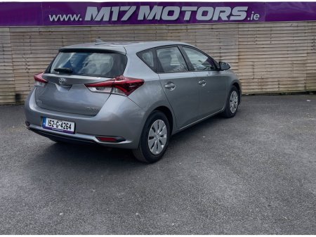 2015 Toyota Auris - photo 5