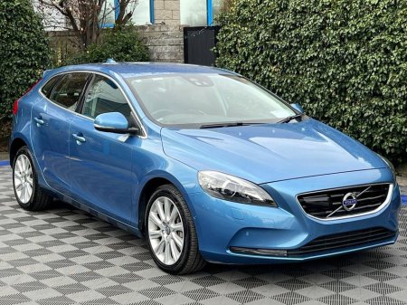 2016 Volvo V40 - thumbnail 15